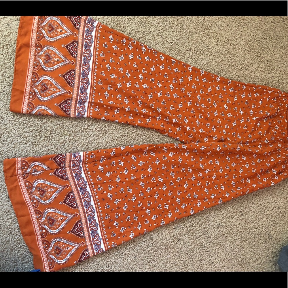 Flowy Patterned Pants